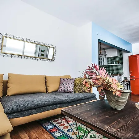 Tarus Bosphorus Cihangir فندق 3*