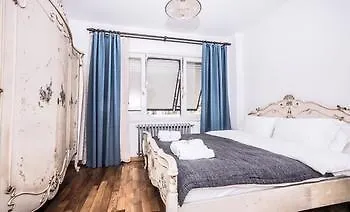 Tarus Bosphorus Cihangir فندق
