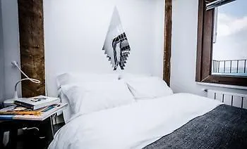 Tarus Bosphorus Cihangir Hotel 3*